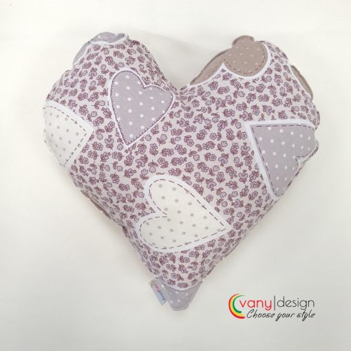 Декоративна възглавница Сърце - десен: сърце в кафяви нюанси Vany Design