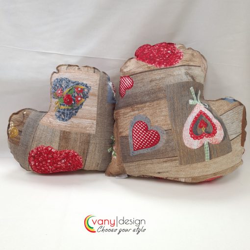 Декоративна възглавница - Сърце - десен: романтични сърца - Vany Design