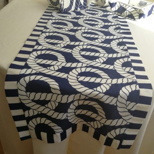 Подложка за маса с декоративен бордюр - Корабно въже в бяло
