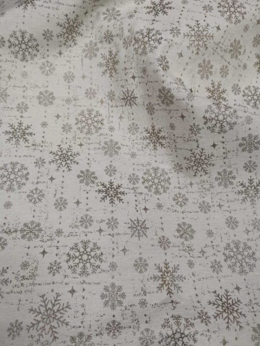 Луксозна покривка за маса - материя жакард - Коледни снежинки