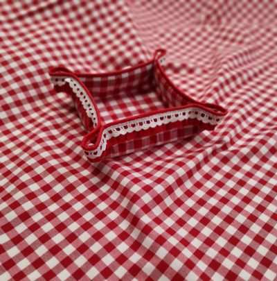 Правоъгълна покривка за маса - Червено каре - Vany Design